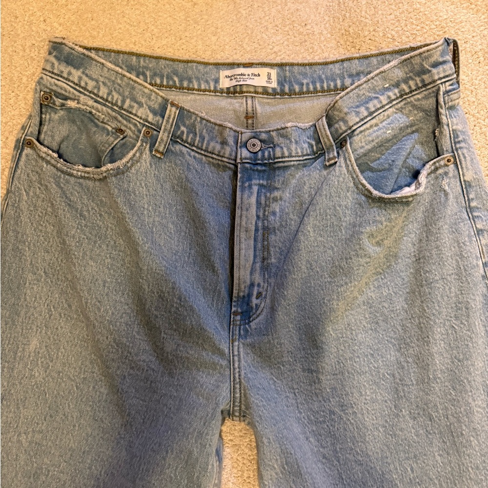 Abercrombie & Fitch 90s Relaxed High Rise Jean Size 16 - Picture 3 of 6